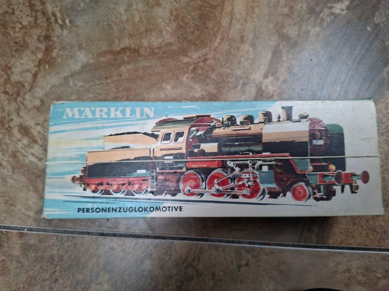 Marklin 3000 met tender, Wisselstroom, Gebruikt, Locomotief, Ophalen of Verzenden