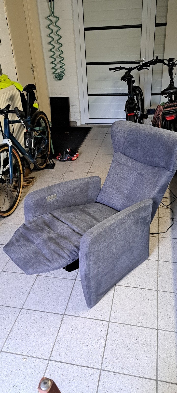 Sta op stoel van Prominent., Ophalen, Zo goed als nieuw, Blauw, Stof