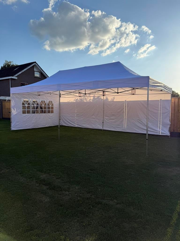 Partytent huren! 3x3 - 4x4 - 6x3 - 8x4, Tuin en Terras, Partytenten, Ophalen of Verzenden, Zo goed als nieuw, Minder dan 5 meter