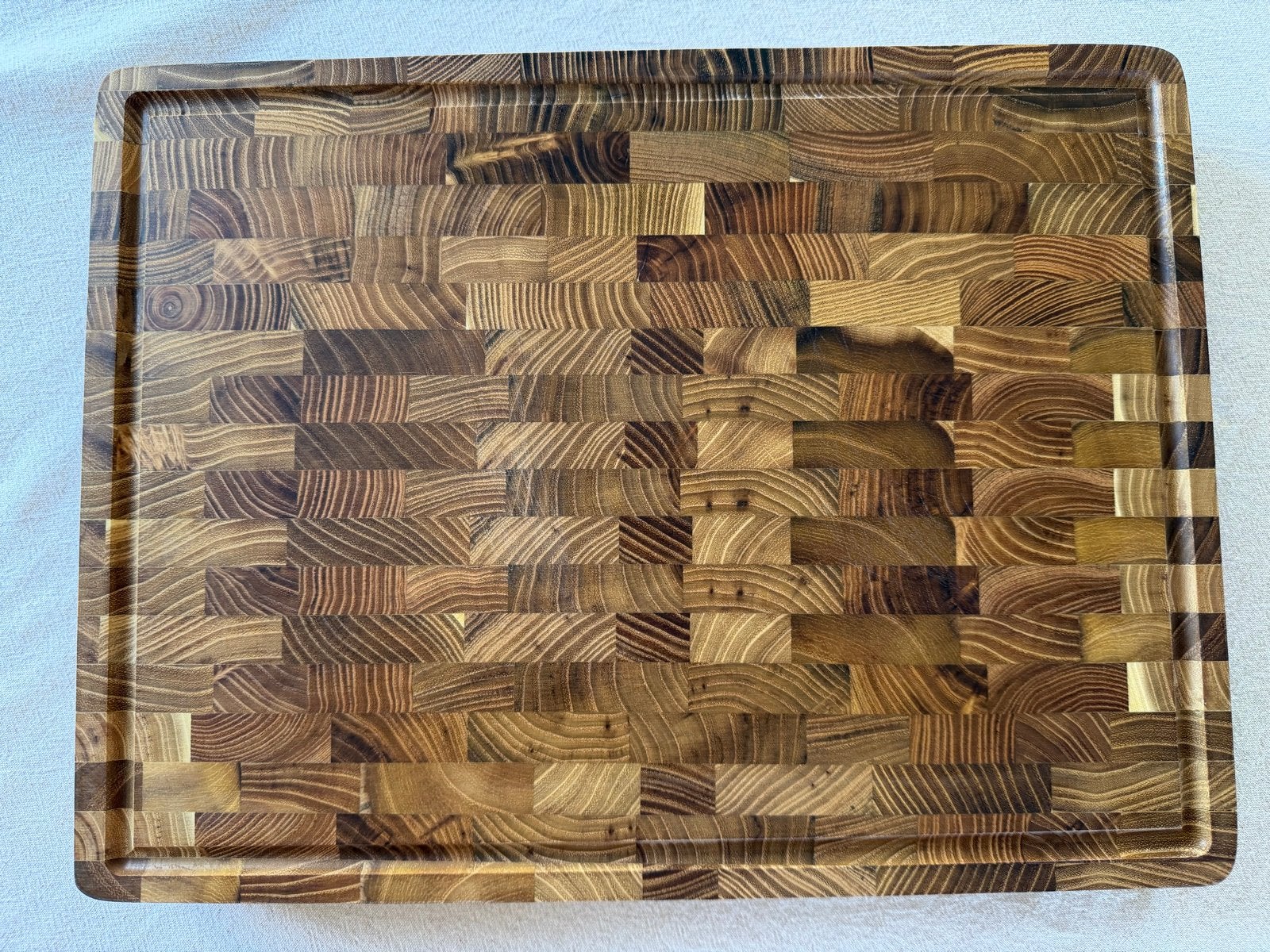 Prachtige Teak houten snijplank - Nieuw, Hout, Snij-/serveerplank, Ophalen of Verzenden, Zo goed als nieuw