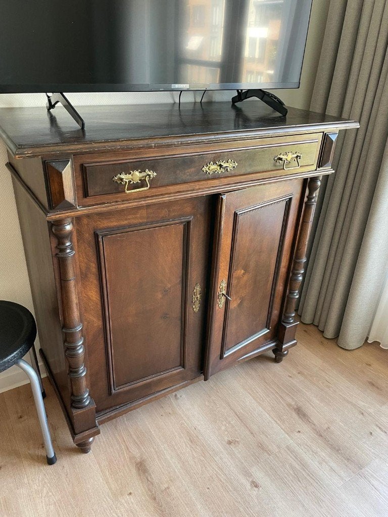 Antiek houten kastje, Antiek en Kunst, Ophalen