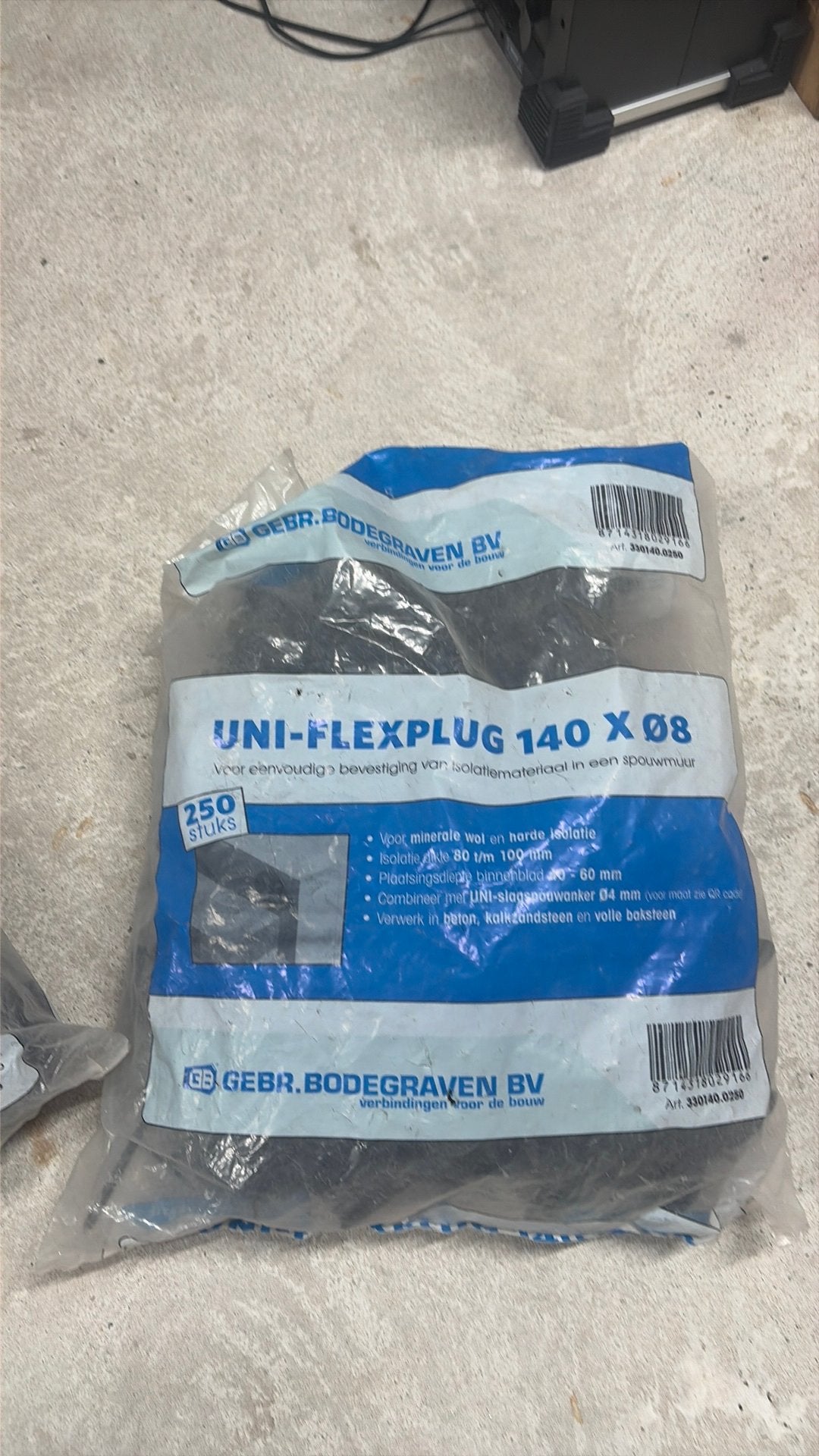 Isolatie pluggen, Ophalen, Overige materialen, 4 tot 8 cm, Zo goed als nieuw