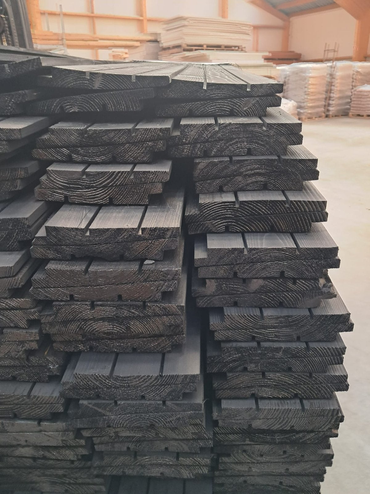 vuren 1/2x13 zweedsrabat fijnbezaagd geimpregneerd zwart, Ophalen, Zo goed als nieuw, 250 cm of meer, Planken