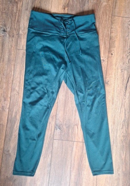 Broek victoria's secret - Maat M - Nieuwprijs €91, Kleding | Dames, Maat 38/40 (M), Ophalen of Verzenden, Victoria's Secret, Groen