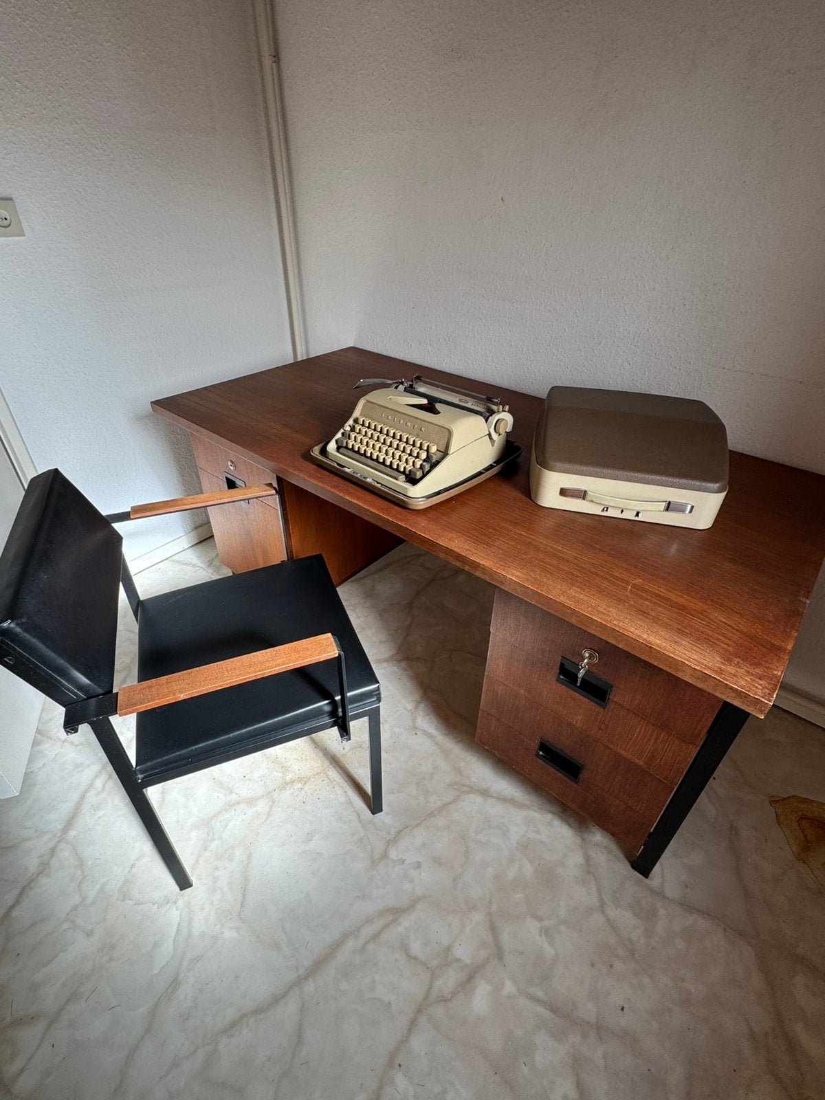Vintage Pastoe bureau, Ophalen