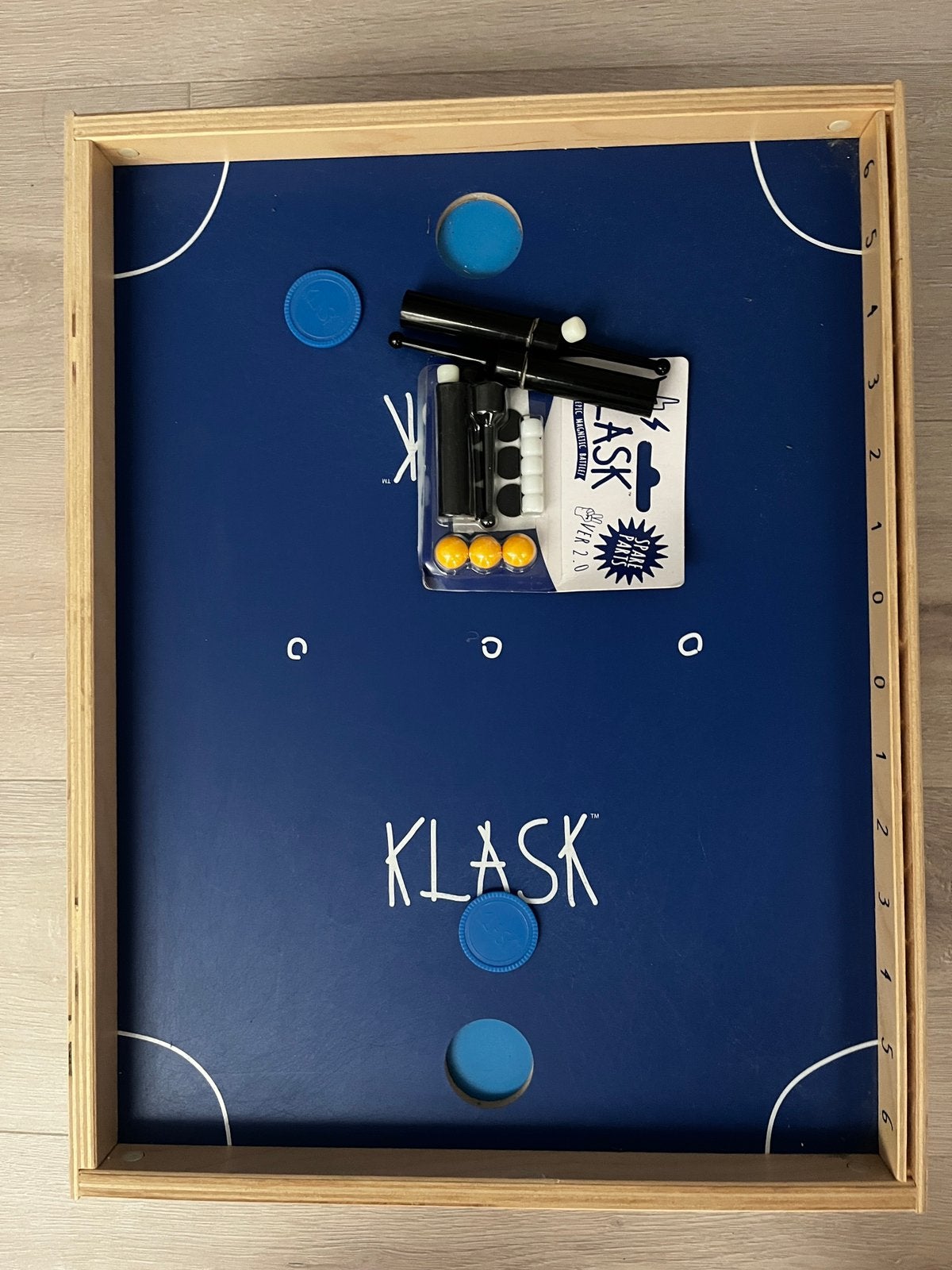 Klask spel 2 personen, Spelcomputers en Games, Games | Overige, Ophalen, Overige genres, 1 speler, Zo goed als nieuw