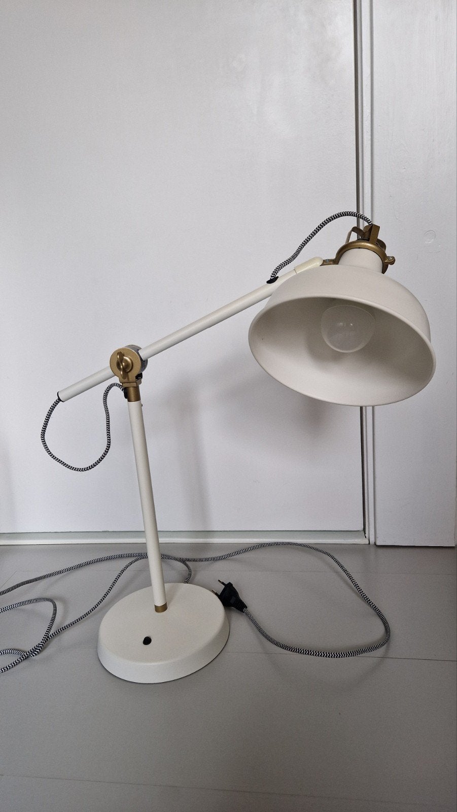 IKEA Ranarp bureaulamp/tafellamp ecru, Ophalen of Verzenden, Zo goed als nieuw, Metaal