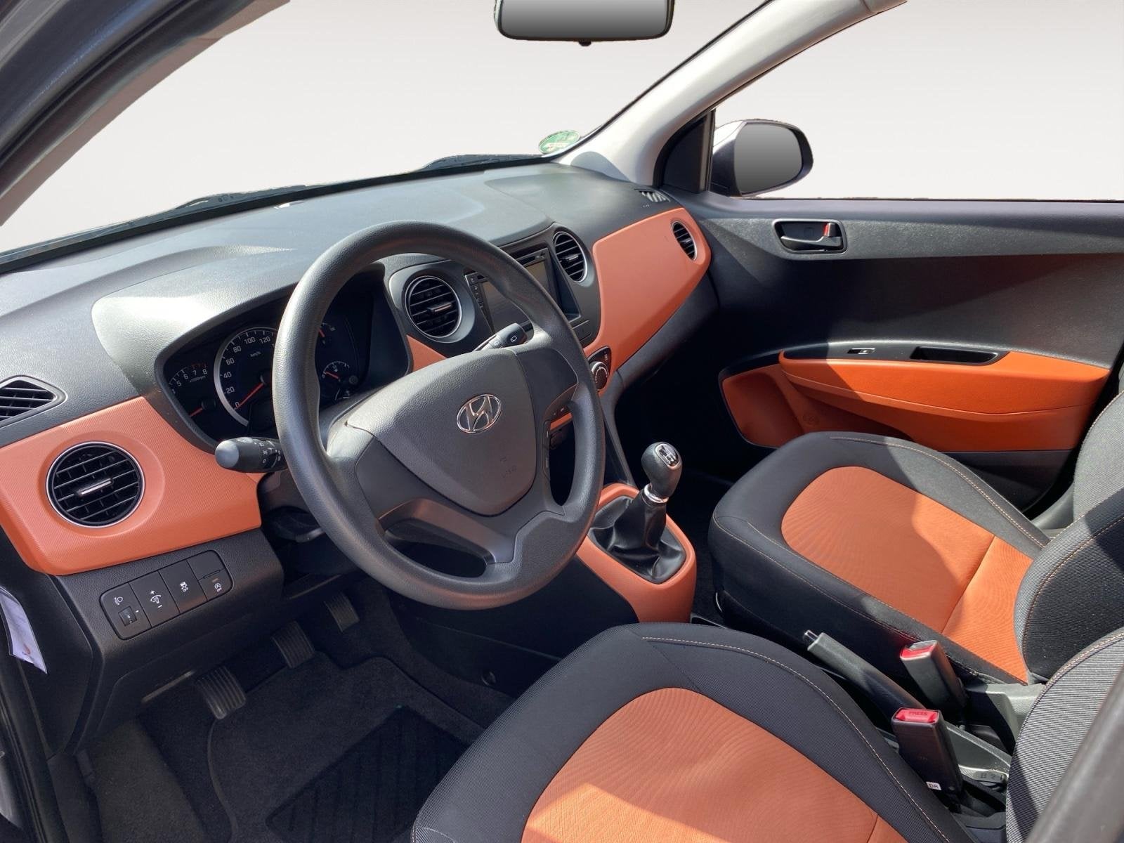 Hyundai i10 1.0i Go! NL Auto | 1e Eig. | Navi | Bluetooth |, Voorwielaandrijving, Stof, Gebruikt, 31 €/maand