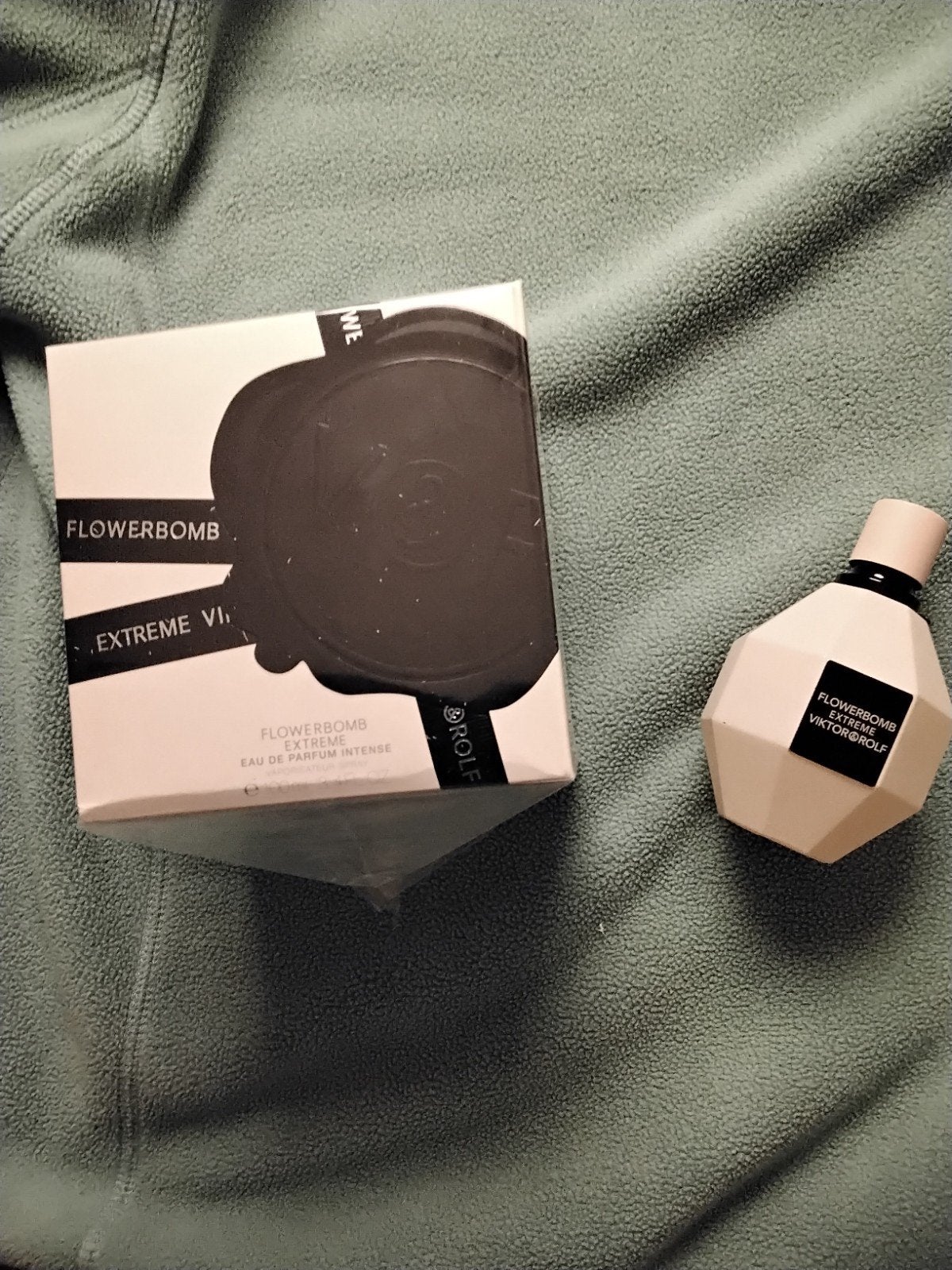 Viktor & Rolf Flowerbomb Extreme 100ml Eau de Parfum, Ophalen of Verzenden, Zo goed als nieuw
