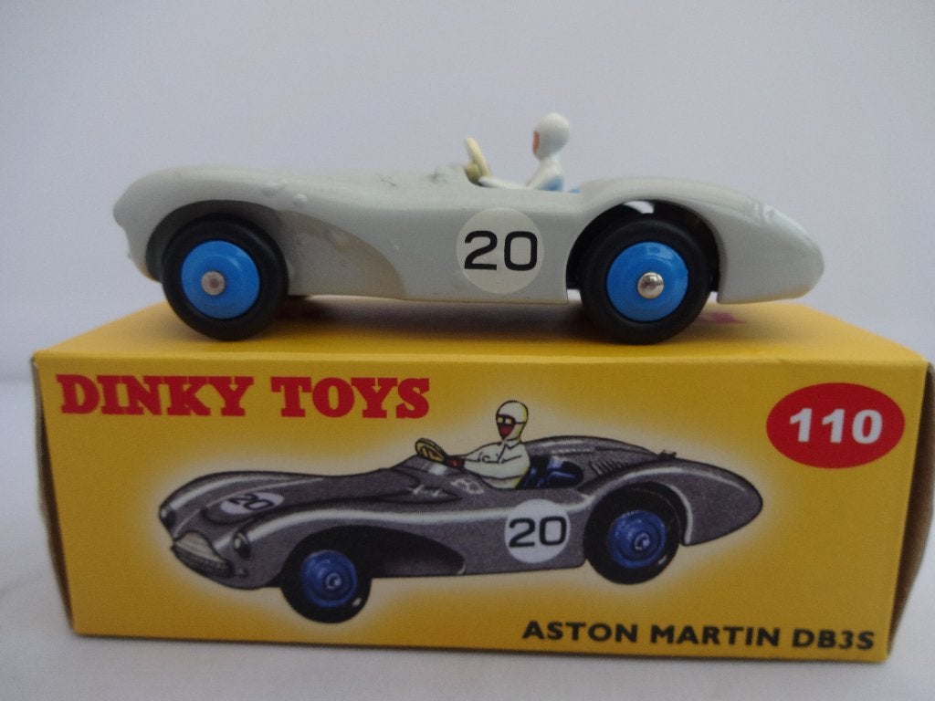 Aston Martin DB3S grijs (20) met coureur: 104 Dinky Toys, Hobby en Vrije tijd, Ophalen of Verzenden, Nieuw, Auto, Dinky Toys