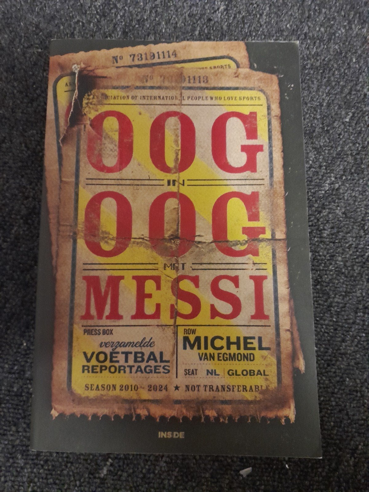 Boek: Oog in Oog met Messi - Michel van Egmond, Ophalen, Gelezen, Michel van Egmond, Balsport