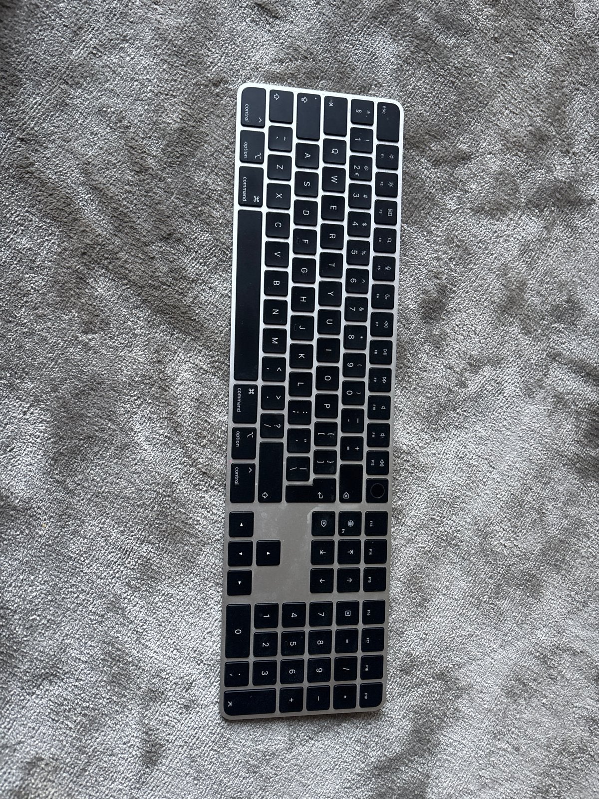 Apple Magic Keyboard met numeriek toetsenblok, Computers en Software, Toetsenborden, Ophalen of Verzenden, Zo goed als nieuw, Draadloos
