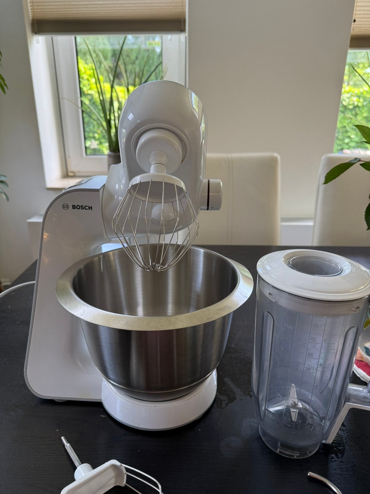 Bosch keuken machine, Witgoed en Apparatuur, Keukenmixers, 4 liter of meer, Ophalen of Verzenden, Zo goed als nieuw, 3 snelheden of meer