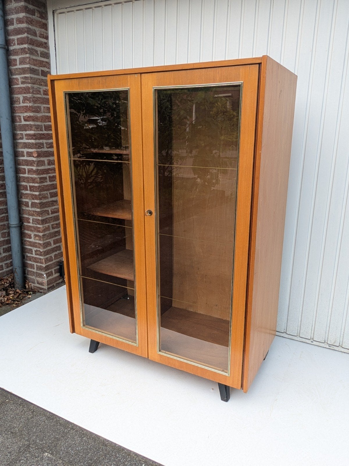 vintage kast kledingkast vitrinekast midcentury, Huis en Inrichting, Kasten | Kledingkasten, 100 tot 150 cm, Ophalen of Verzenden