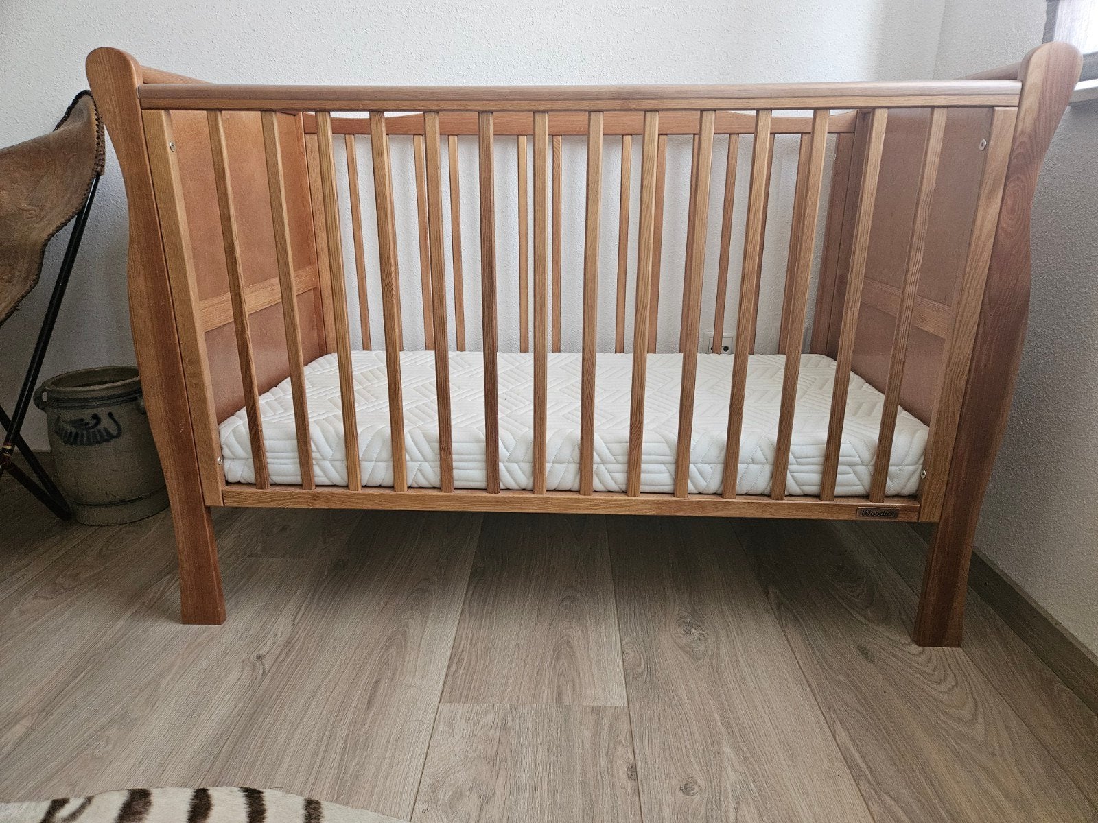 Woodies Ledikant met matras - Zo goed als nieuw, Kinderen en Baby's, Babywiegjes en Ledikanten, Ophalen, Zo goed als nieuw, Ledikant