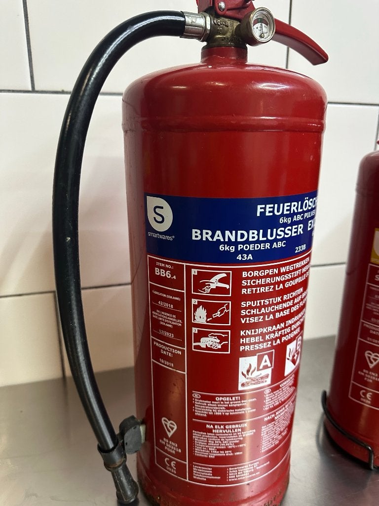 Smartwares poederblusser 6 kg ABC - keuring verlopen, Ophalen, Gebruikt, Brandblusser