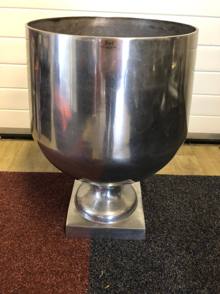 Aluminium decoratie bokaal., Ophalen of Verzenden, Zo goed als nieuw, Rond, Overige materialen