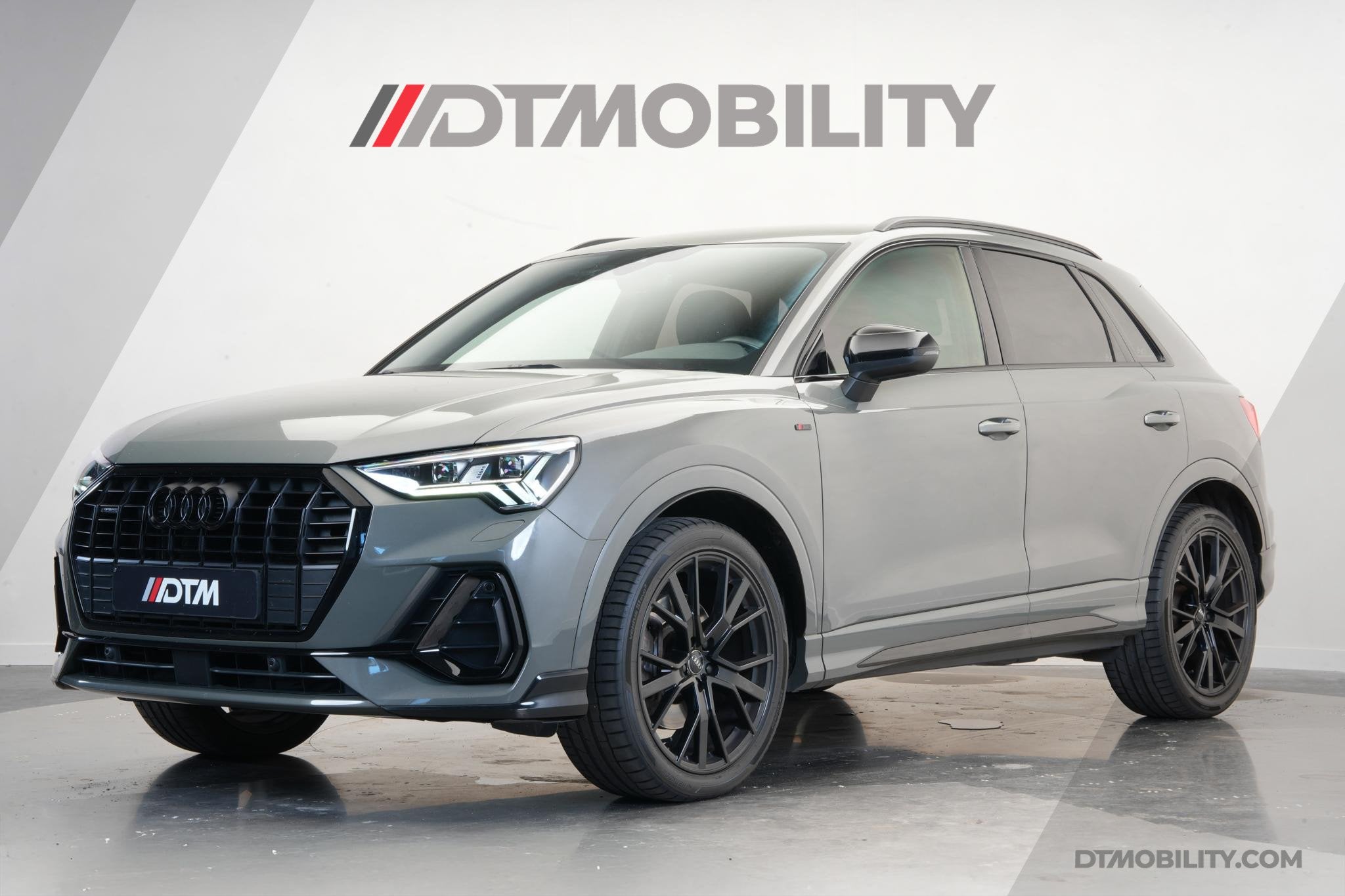 Audi Q3 45TFSI Quattro S-Line Edition One | Bang & Olufsen |, Auto's, Automaat, Gebruikt, 1984 cc, Leder en Stof