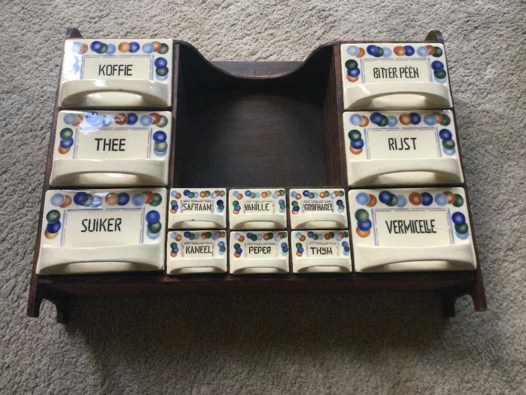 Koffie, thee- en kruidenrek, Ophalen