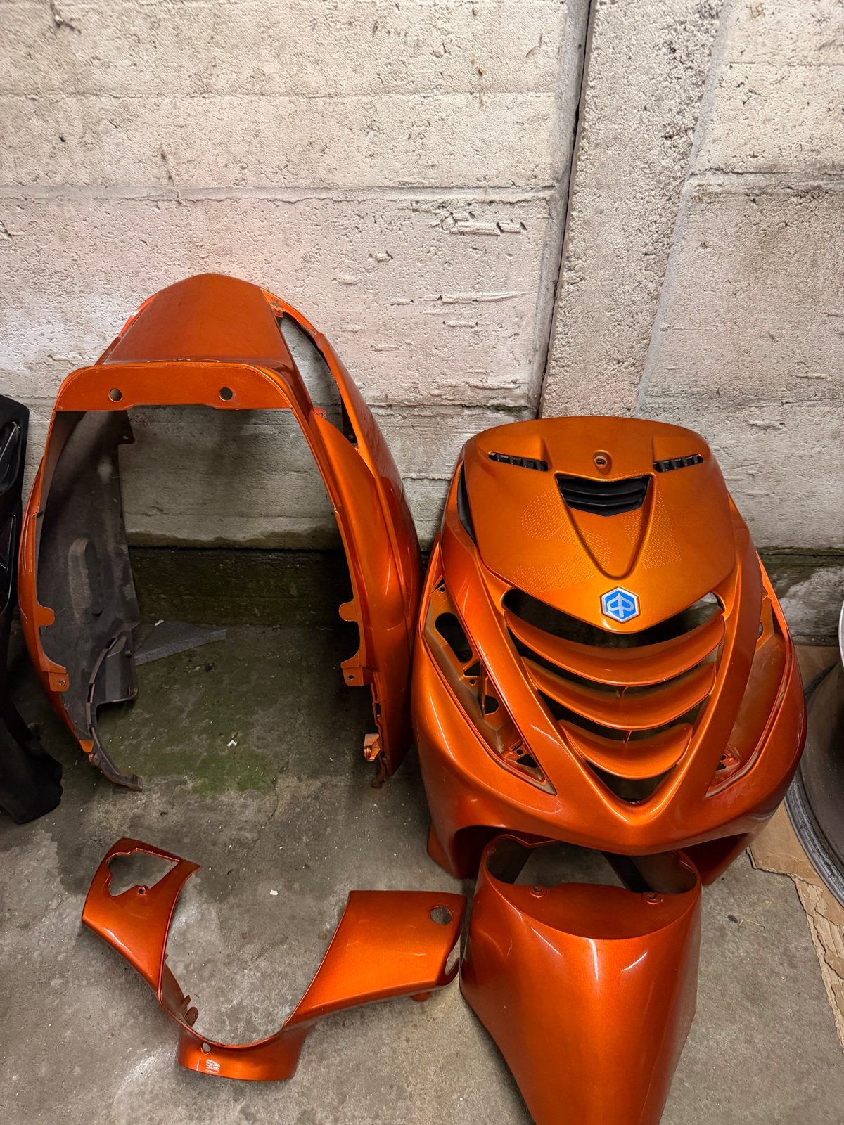 Oranje Piaggio Zip Kappen Set - Zo goed als nieuw, Ophalen of Verzenden, Zo goed als nieuw, Piaggio