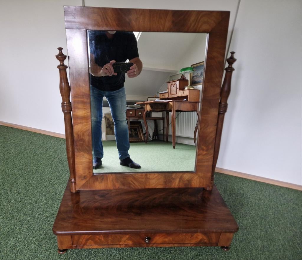Antieke mahonie kapspiegel Biedermeier, Ophalen, Rechthoekig, Minder dan 50 cm