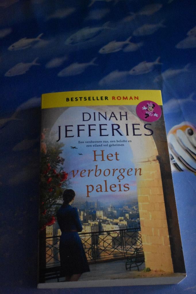 boek van Dinah Jefferies/het verborgen paleis, Boeken, Romans, Zo goed als nieuw, Ophalen of Verzenden