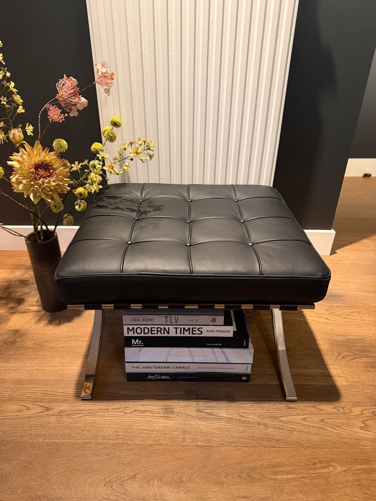 Twee Barcelona Ottoman replica's in perfecte staat., Ophalen, Vierkant, Leer, Zo goed als nieuw
