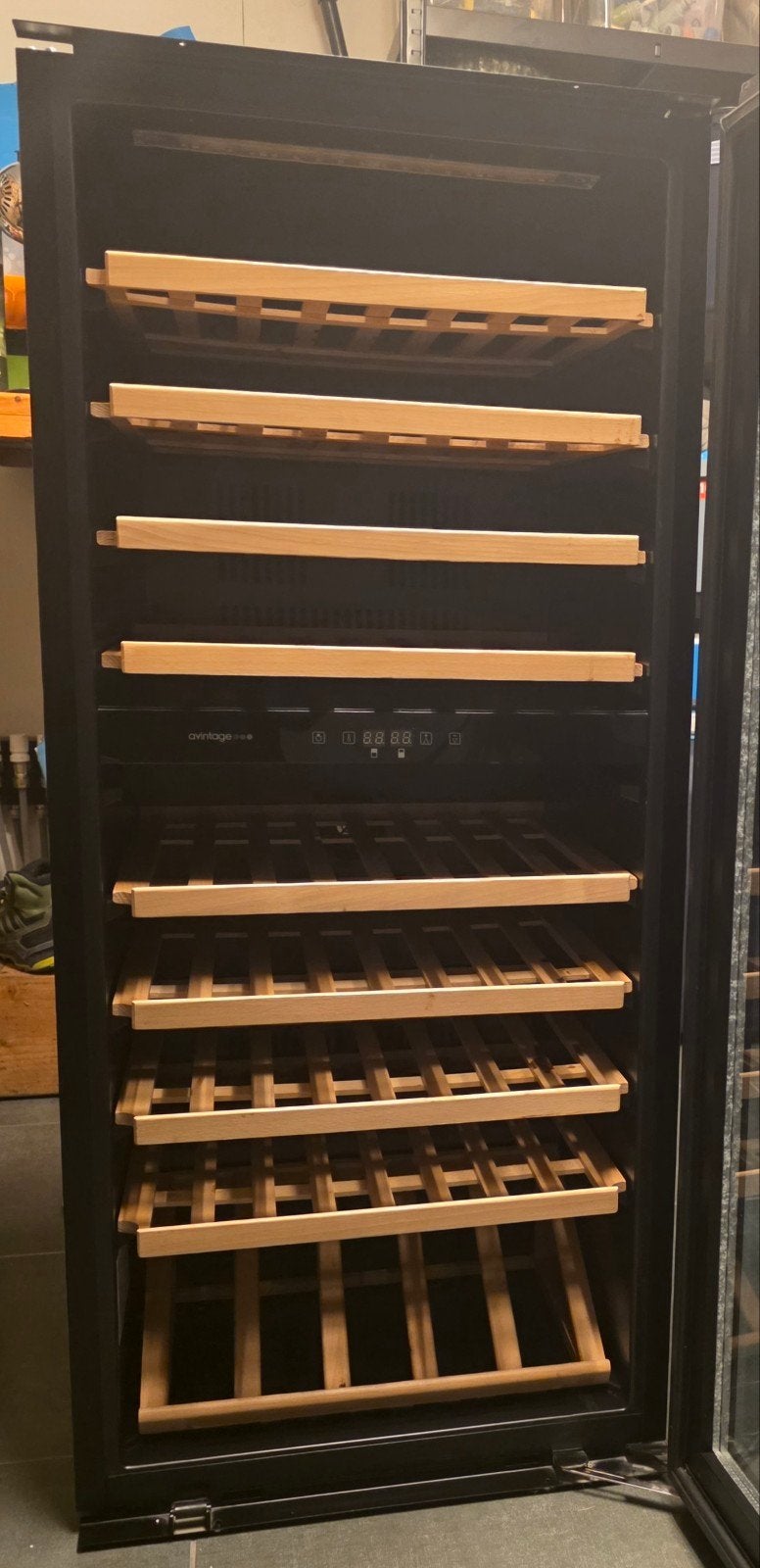 Avintage inbouw wijnklimaatkast 70 flessen, Ophalen, Zonder vriesvak, 120 tot 140 cm, Minder dan 75 liter