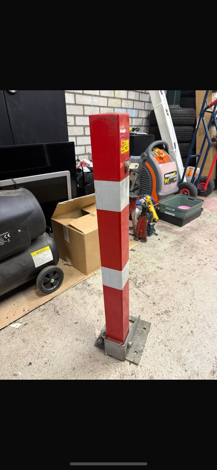Proplus parkeerpaal met slot inklapbaar, Ophalen, Gebruikt