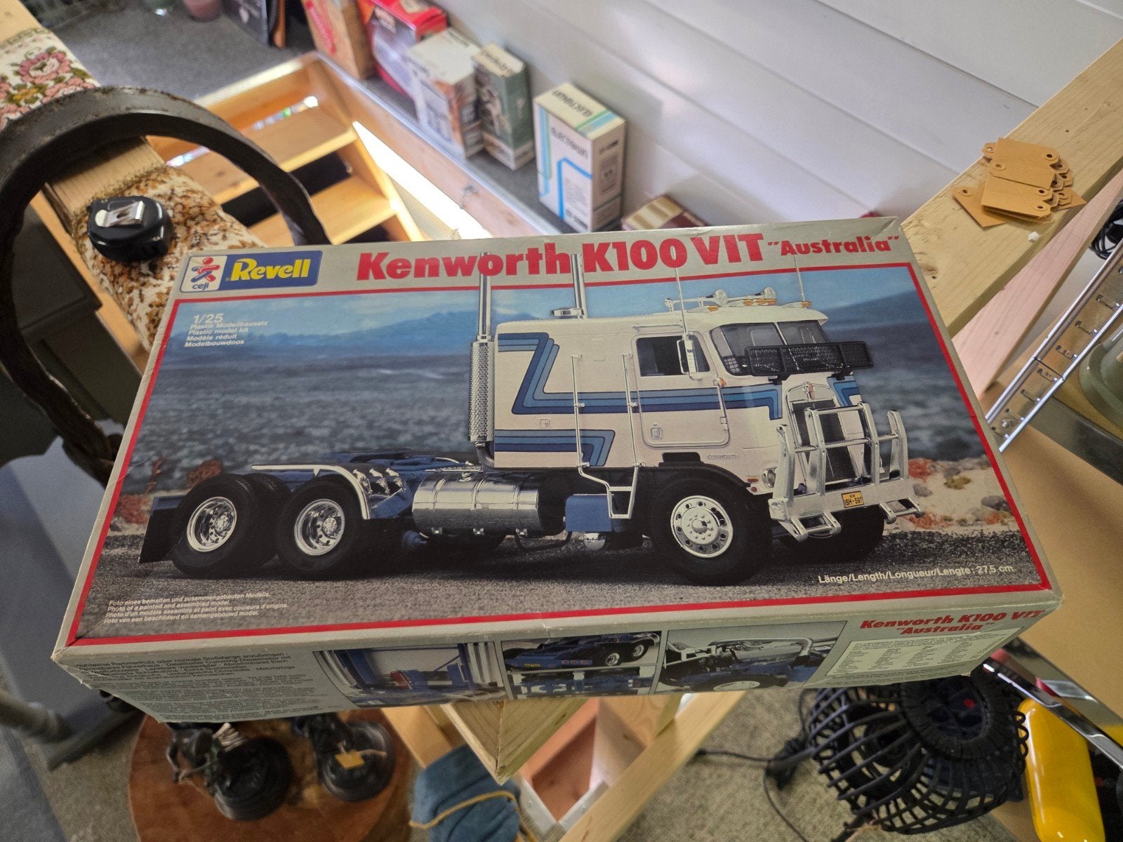 Revell kenworth K100 VIT Australia modelbouwdoos 1/25, Ophalen, Groter dan 1:32, Revell