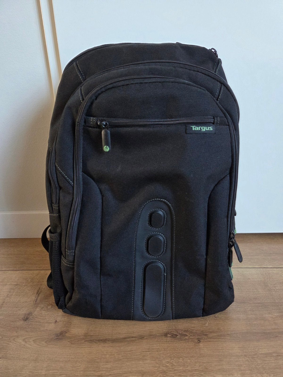 Targus EcoSmart EcoSpruce 15.6 inch rugzak - 27 liter, Computers en Software, Laptoptassen, Ophalen of Verzenden, 15 inch, Gebruikt