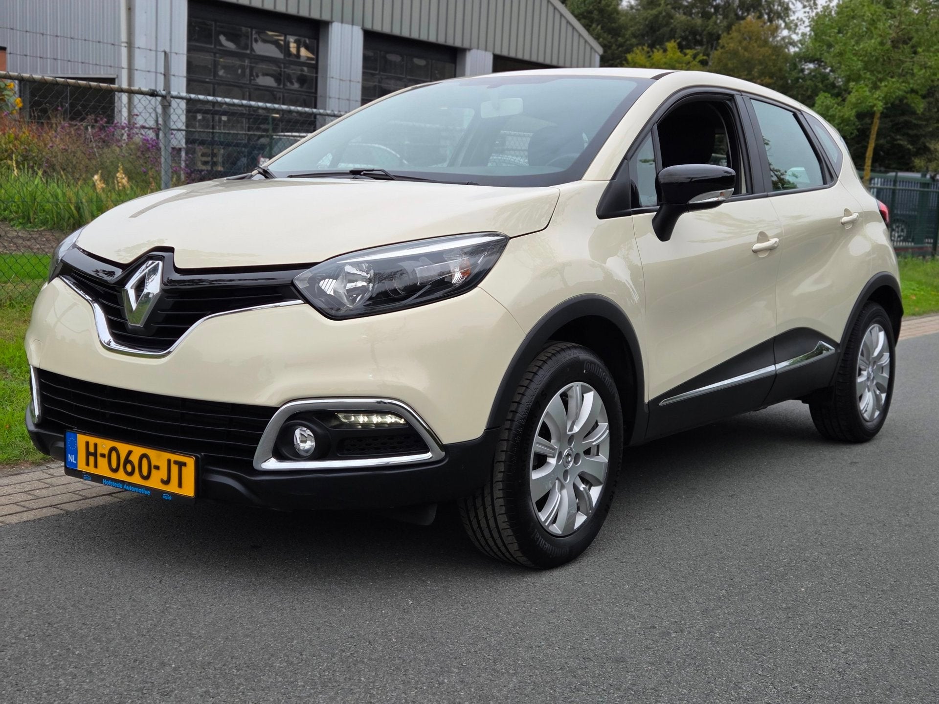 Renault Captur 0.9 TCe Expression, Voorwielaandrijving, 898 cc, Gebruikt, Euro 6