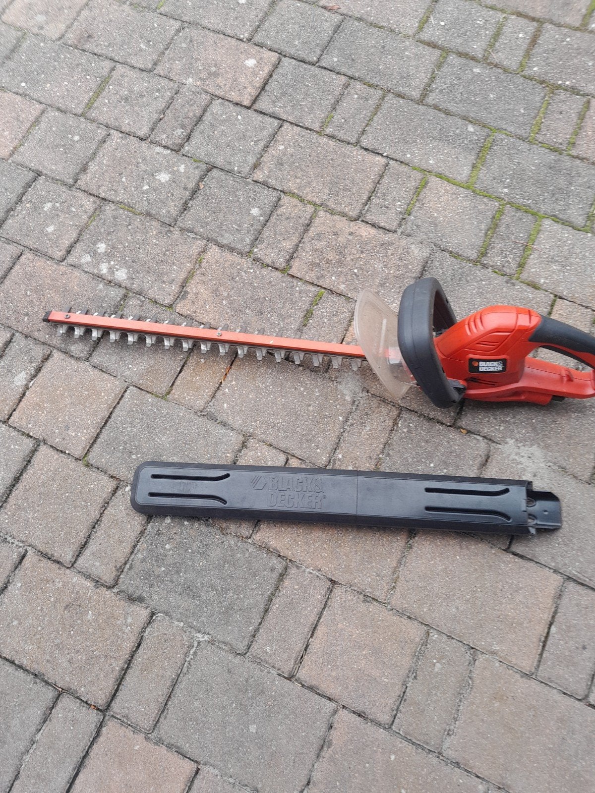 Black & Decker Heggenschaar - Elektrisch, Ophalen, Gebruikt, Elektrisch, Black & Decker