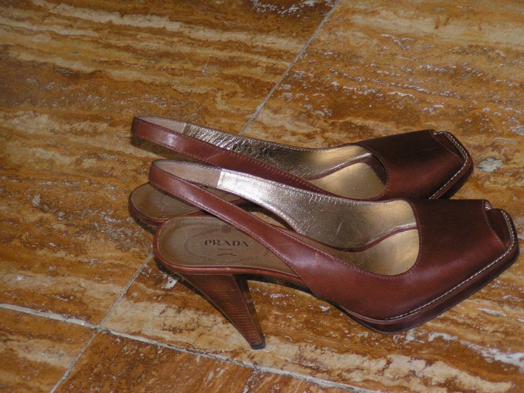 PRADA schoenen,Mt 38 als nieuw, Kleding | Dames, Tweedehands, Prada, Tweedehands, Ophalen of Verzenden