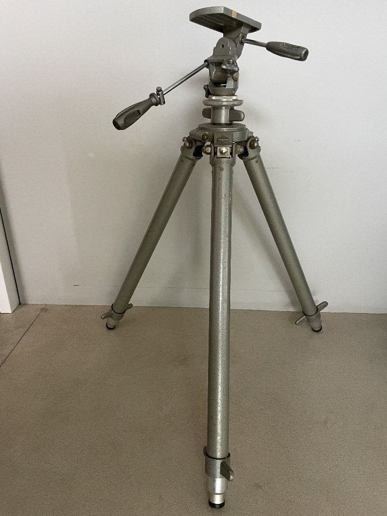 Gitzo France Tripod R No. 2 – Vintage stalen camerastatief, Ophalen of Verzenden, Gebruikt, Driepoot