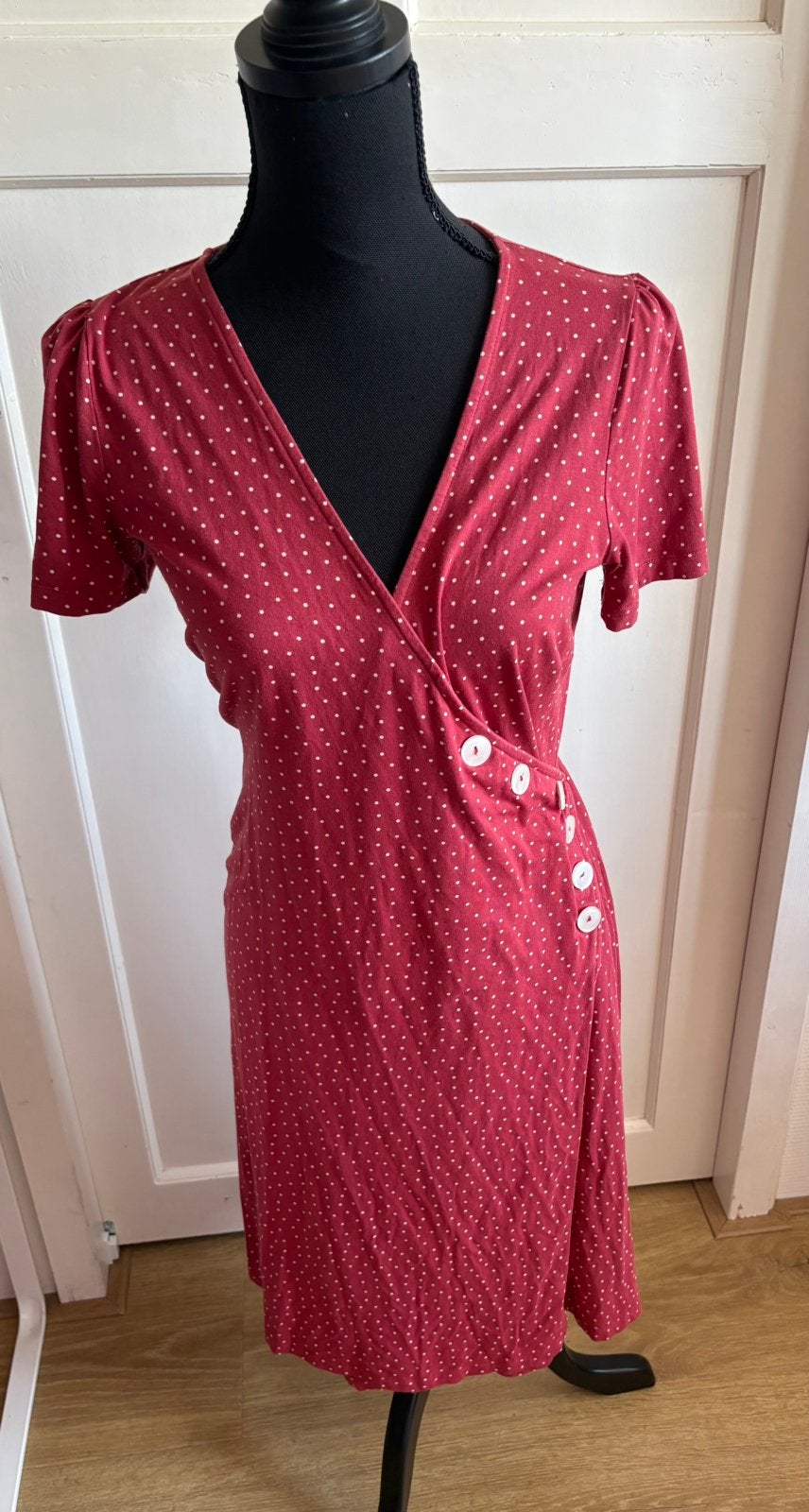 King Louie overslag jurkje maat M terra, Kleding | Dames, Ophalen of Verzenden, Zo goed als nieuw, Maat 38/40 (M), Knielengte