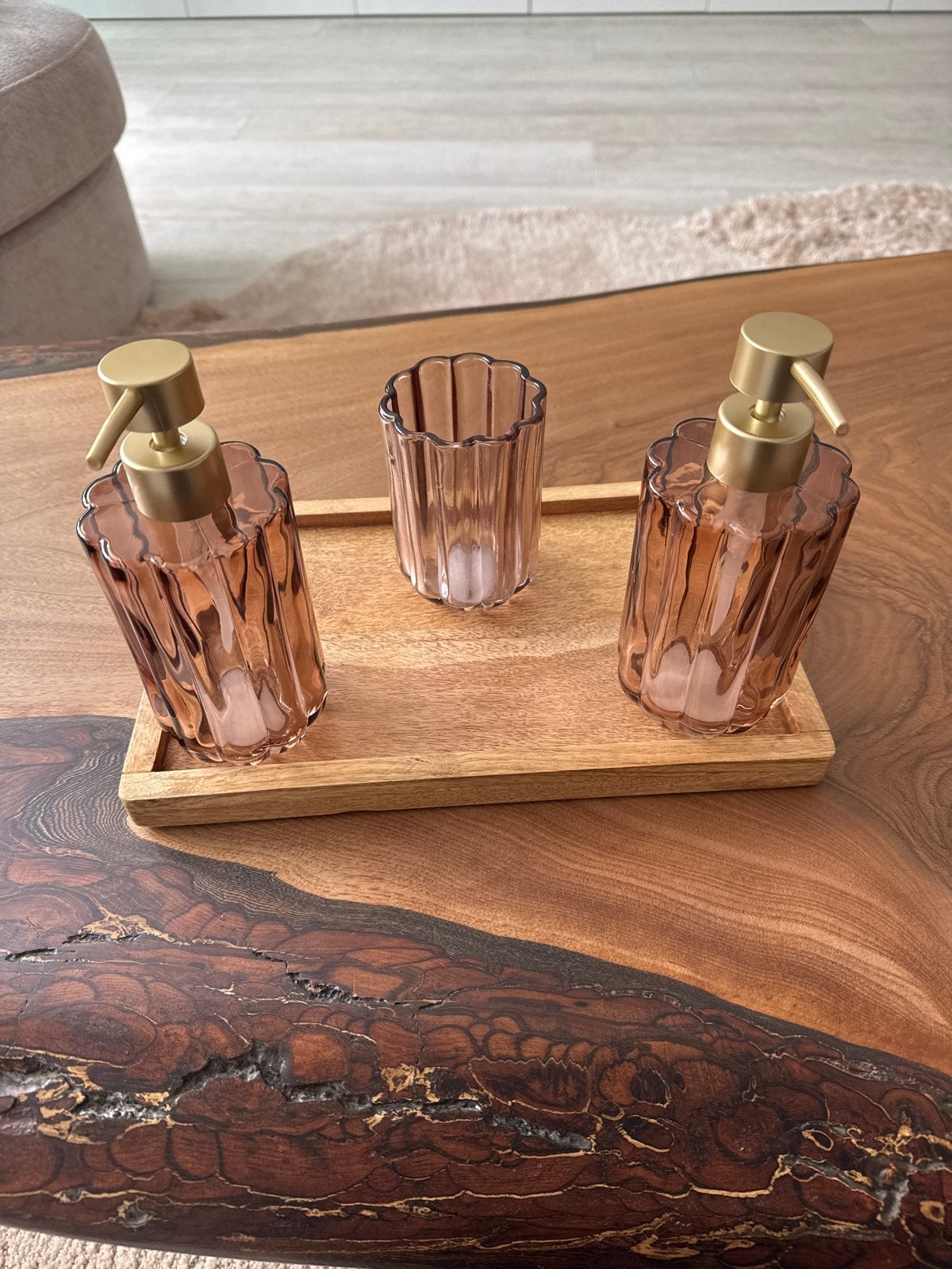 Zeepdispenser en tandenborstelhouder set, Ophalen of Verzenden, Nieuw, Meerkleurig, Zeepdispenser/zeepbakje