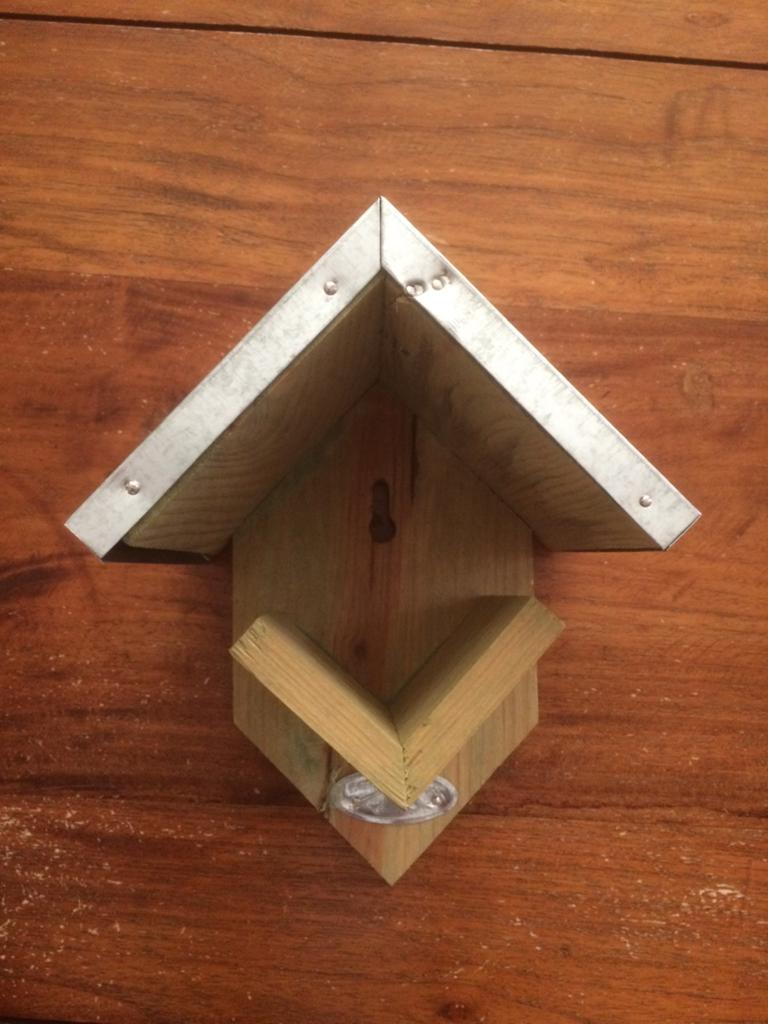 Pindakaashuisje, vogelhuisje, voederhuisje. Winter! Nieuw!, Ophalen, Nieuw