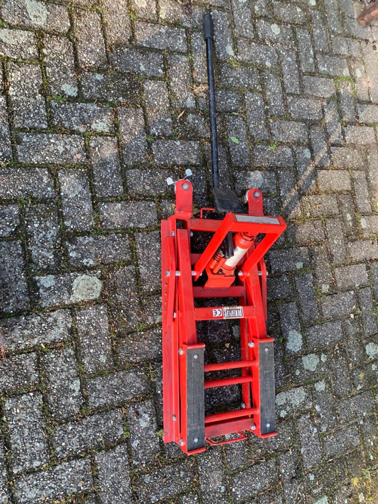 Motorlift Harley Davidson BMW scooter ed., Ophalen