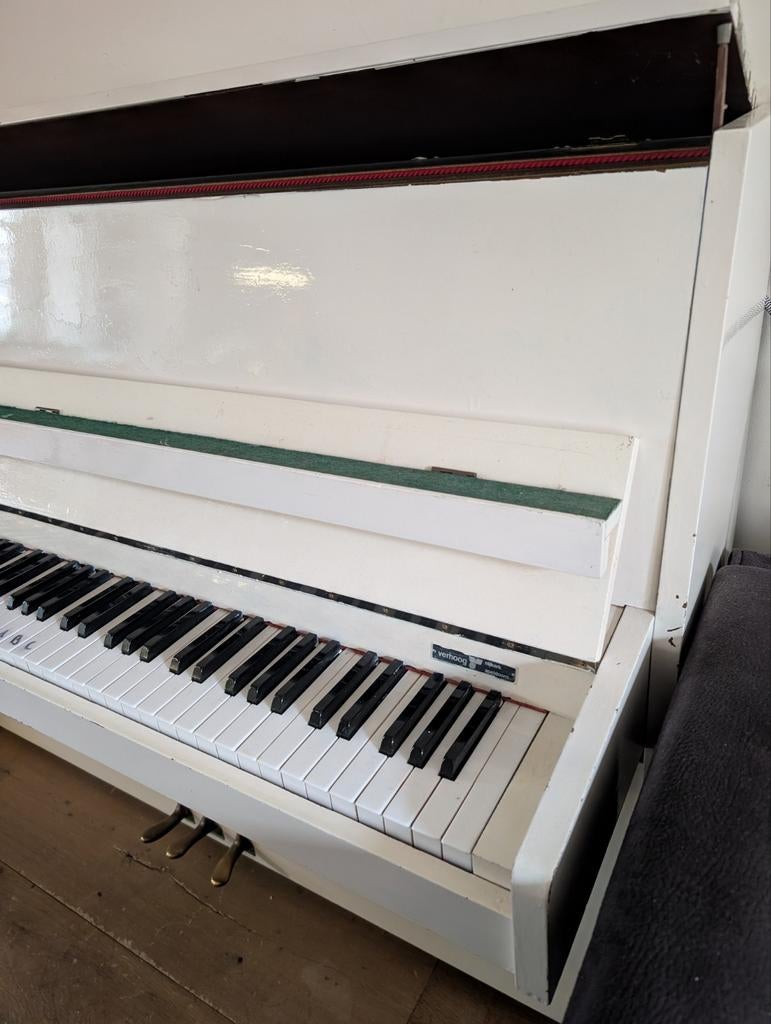 Witte Fazer Piano -, Muziek en Instrumenten, Piano's, Ophalen, Gebruikt, Wit, Piano