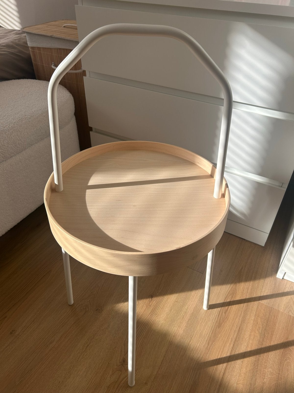 IKEA BURVIK bijzettafel - Zo goed als nieuw, Minder dan 55 cm, Rond, Zo goed als nieuw, Hout