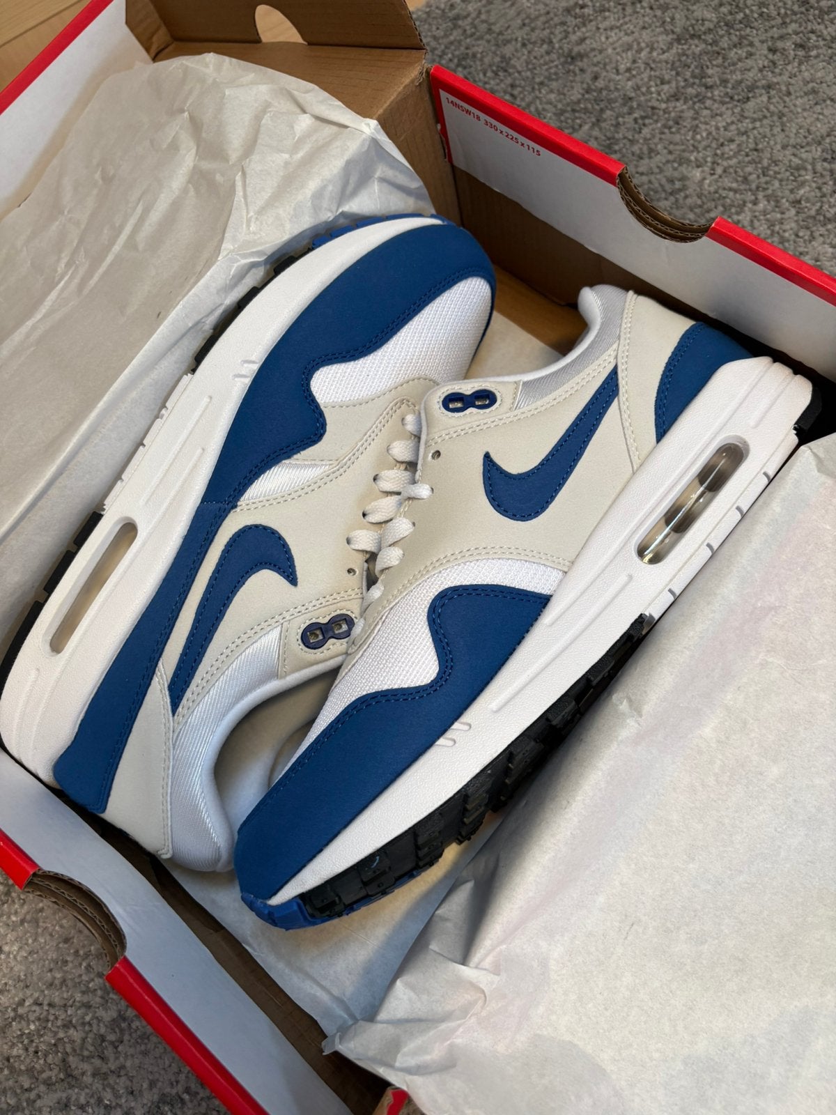Nike Air Max 1 PRM - White / Royal Blue / Neutral Grey, Blauw, Nieuw, Ophalen of Verzenden, Sneakers of Gympen