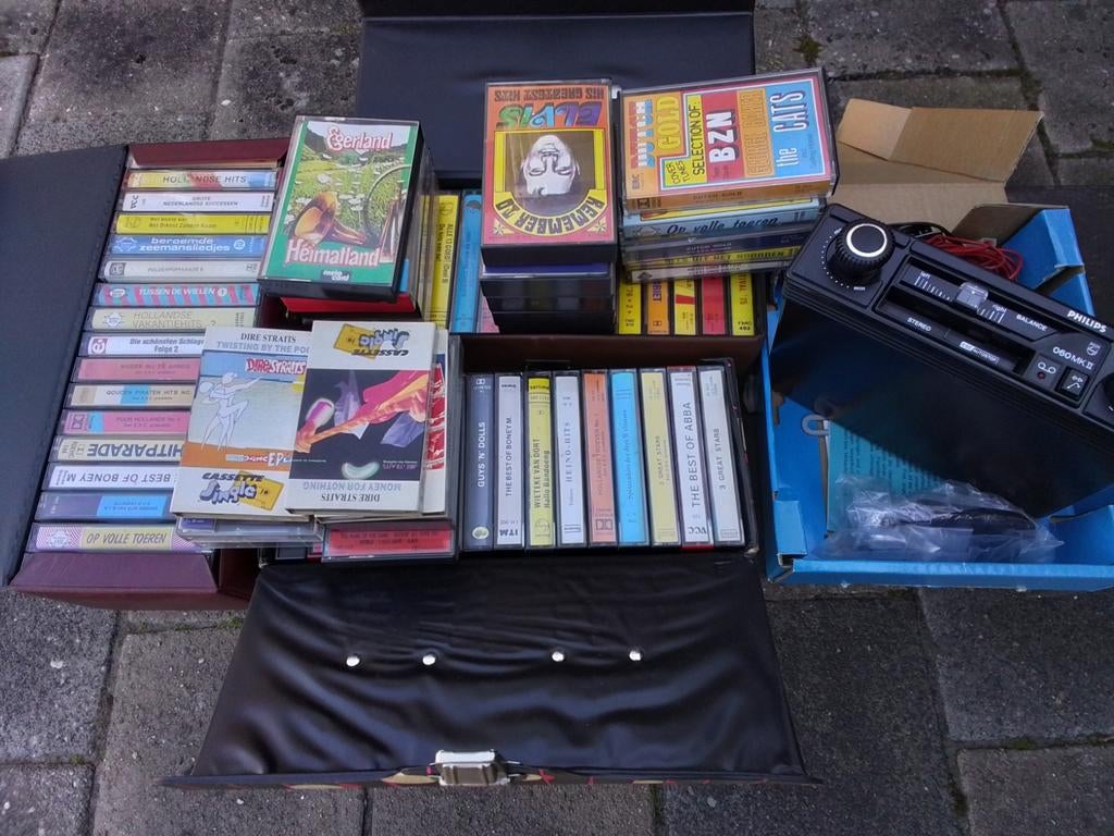 Grote collectie cassettebandjes met diverse genres en speler, Gebruikt, Ophalen of Verzenden, Voorbespeeld, Pop