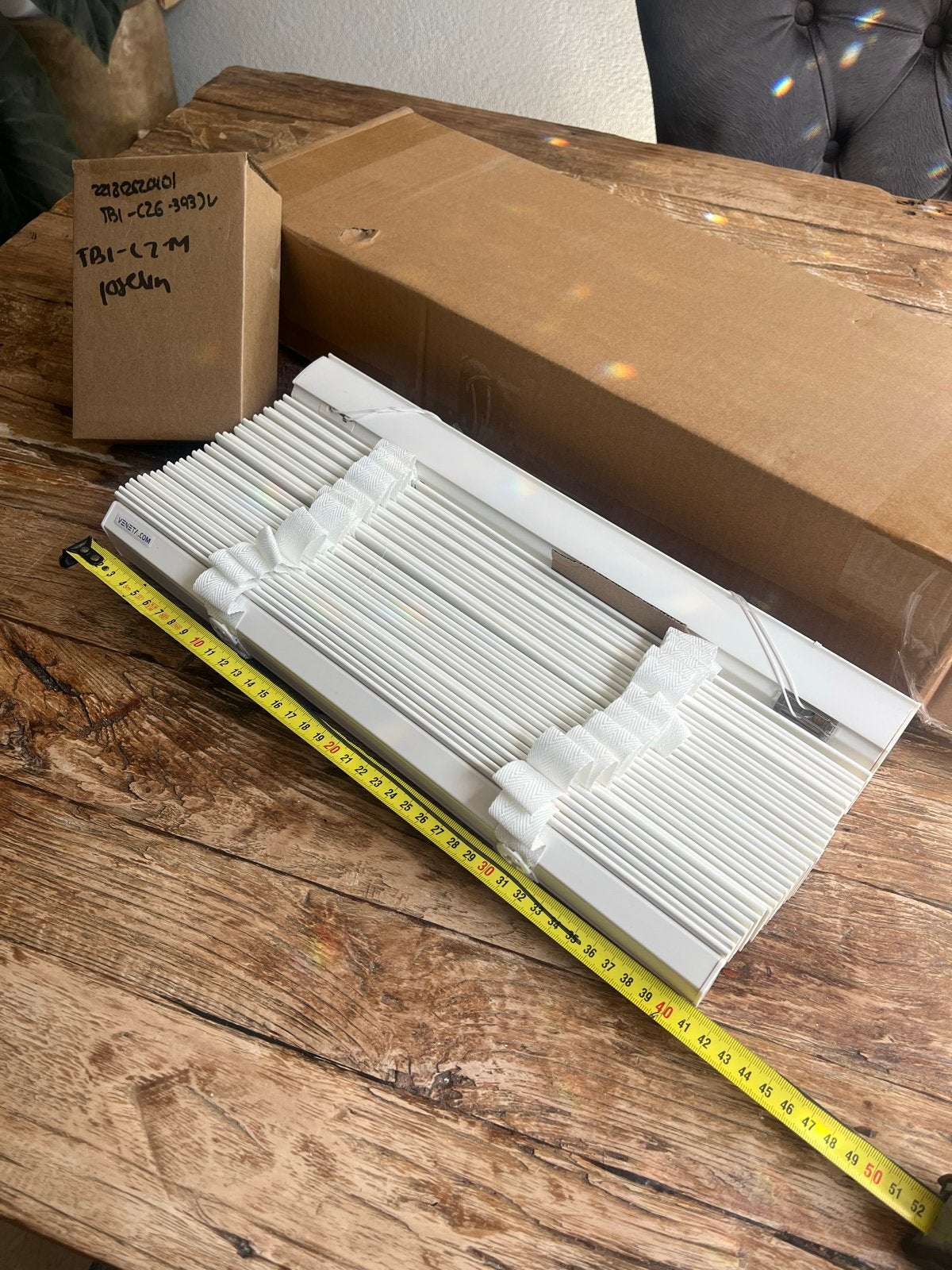 Luxaflex Veneta wit 41x140 cm, nieuw in doos, Huis en Inrichting, Jaloezie, Wit, Nieuw, Ophalen of Verzenden