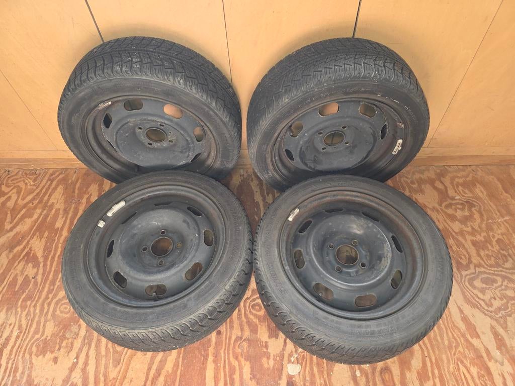 Set winterbanden peugeot 206 cc, Ophalen, Overige, Gebruikt, 15 inch