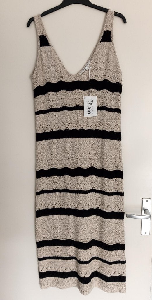 Dames jurk - Stijlvolle gebreide midi-jurk, Maat 38/40 (M), Beige, Nieuw, Ophalen of Verzenden