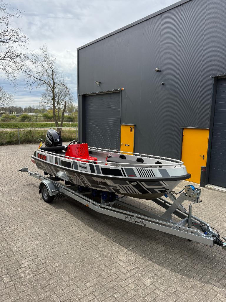 Van Vossen Twister 550 BRABUS | Suzuki 200 | Vol uitgerust, Watersport en Boten, Ophalen, Aluminium, Zo goed als nieuw, 200 pk of meer