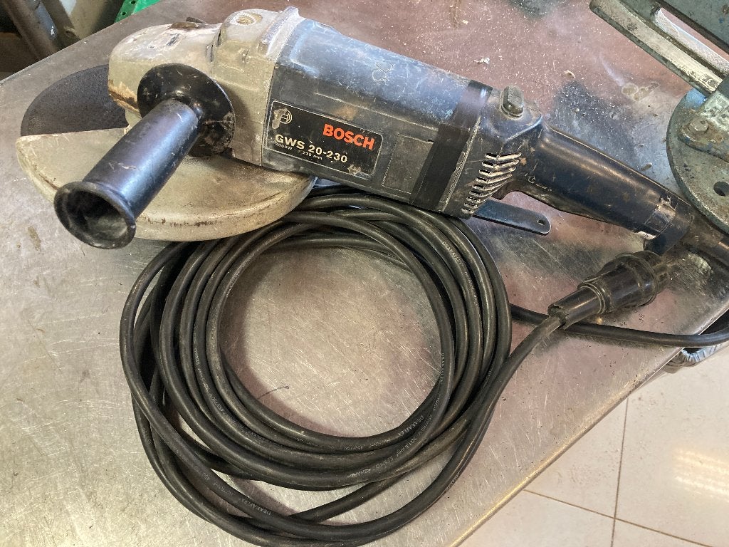 Haakse slijpmachine Bosch GWS 20-230, Doe-het-zelf en Verbouw, Gereedschap | Slijpmachines, Ophalen, Gebruikt, 1000 watt of meer