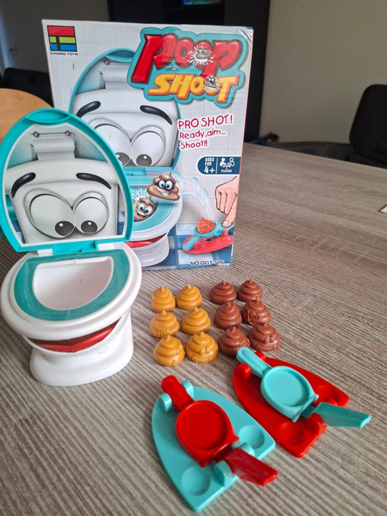 Poop Shoot spel - Grappig familiespel, Ophalen of Verzenden, Zo goed als nieuw