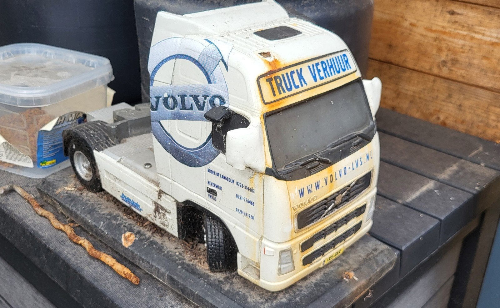 Beeld vrachtwagen volvo, Tuin en Terras, Tuinbeelden, Ophalen, Gebruikt, Steen, Overige typen
